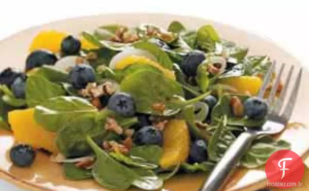 Salada de espinafre com molho de caril