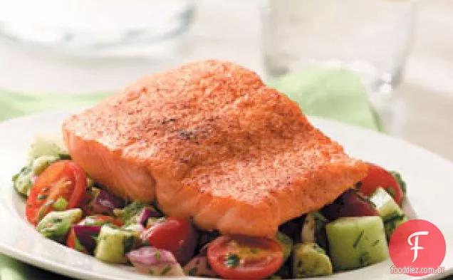 Salmão com Salsa vegetal