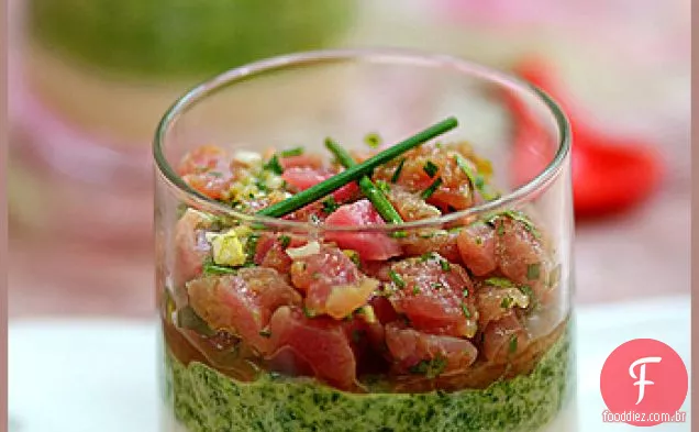 Preparando-se para um aperitivo de Ano Novo — Préparation d'une entrée de réveillon