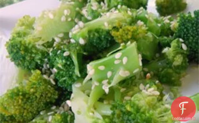 Salada De Brócolis Ao Estilo Chinês
