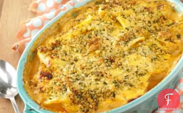 Caçarola De Carne De Batata Em Camadas