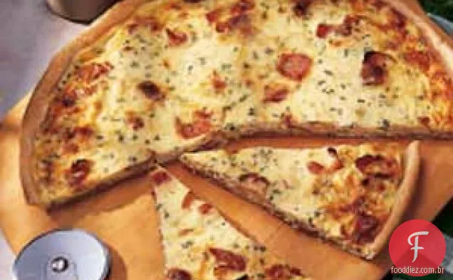Bacon e queijo pequeno-almoço Pizza