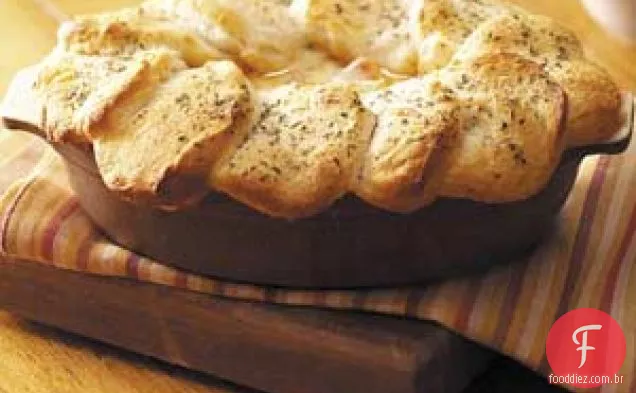 Caçarola De Carne Com Cobertura De Biscoito