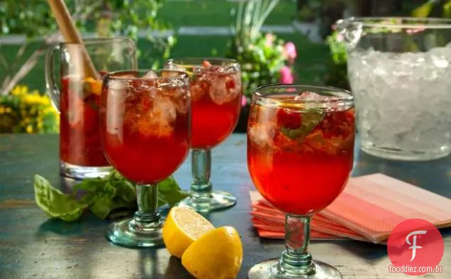 Cocktail Limoncello De Manjericão E Framboesa