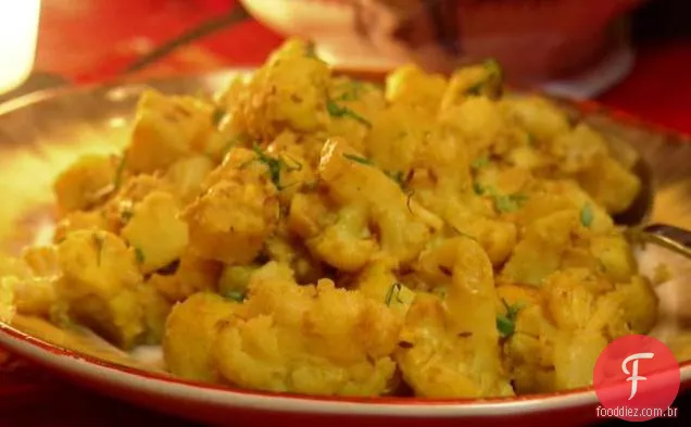 Couve-flor e batatas