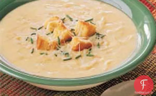 Sopa Cremosa De Cebola Suíça