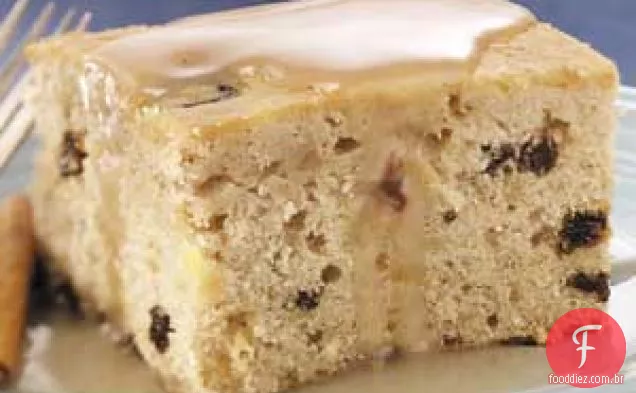 Bolo De Especiarias Com Passas De Maçã