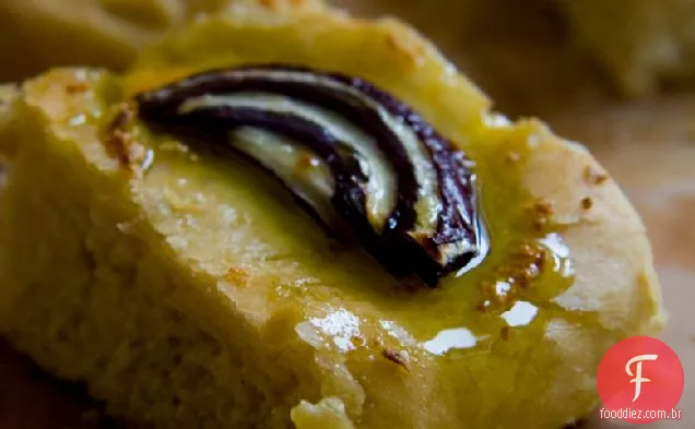 Cebola Roxa E Alho Focaccia
