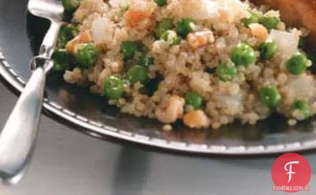 Quinoa com ervilhas e cebola