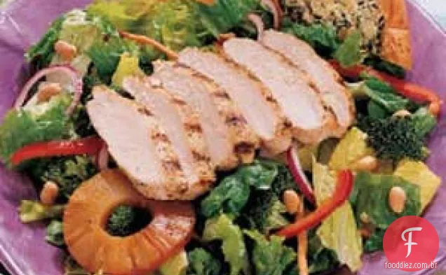 Salada De Frango Com Ananás
