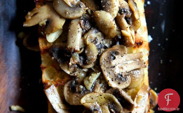 Cogumelo De Alho Simples Bruschetta