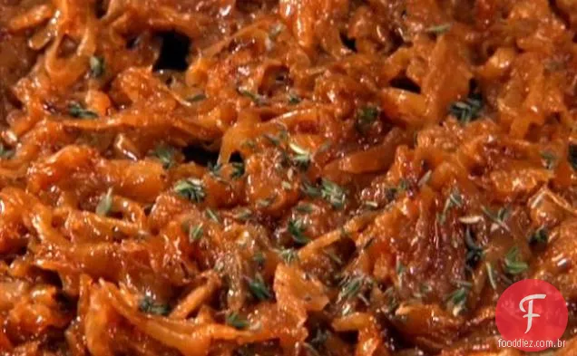 Cebolas caramelizadas com tomilho