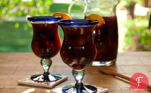 Sangria De Pêssego-Amora-Preta