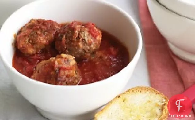 Almôndegas Com Pão De Alho