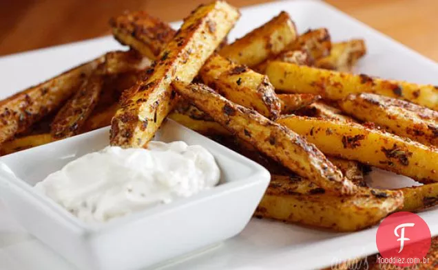 Batatas Fritas Temperadas Com Alho Aioli