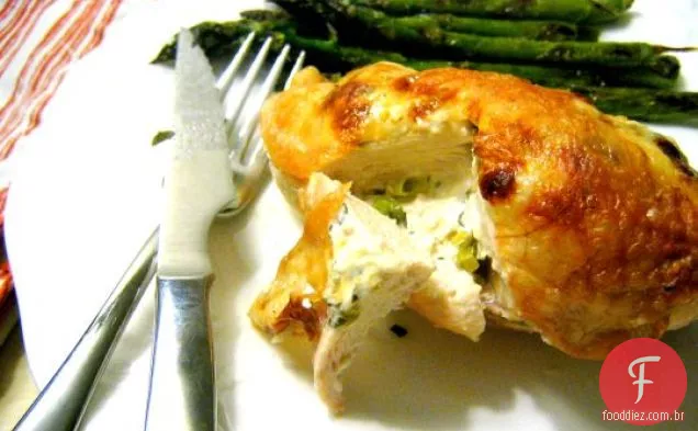 Peitos De Frango Assados Recheados Com Queijo De Cabra E Alho Fresco