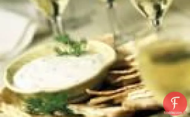 Molho De Iogurte Com Alho, Hortelã E Endro