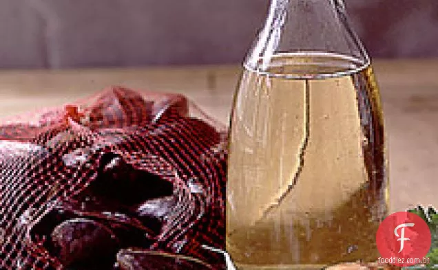 Mexilhões Em Vinho Branco E Alho