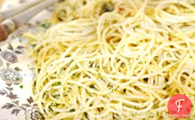 Macarrão Com Três Tipos De Alho