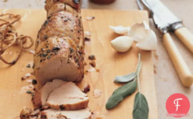 Lombo de porco com crosta de sálvia e alho