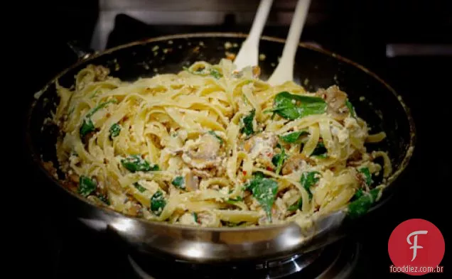 Cogumelo Ricota Fettuccine