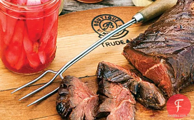 Bife De Cabide grelhado de estilo coreano com um bar de picles para a Praia