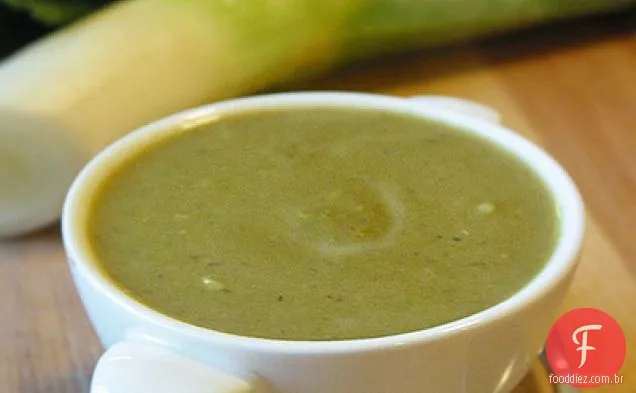 Alho-Poró Da Primavera E Sopa De Limão