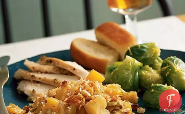 Abóbora, maçã e alho-poró gratinado