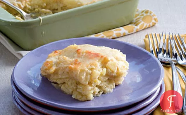 Batata dourada e alho-poró gratinado