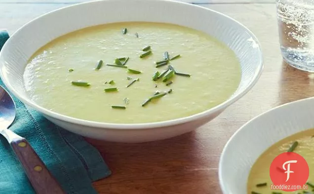 Sopa De Batata De Alho-Poró