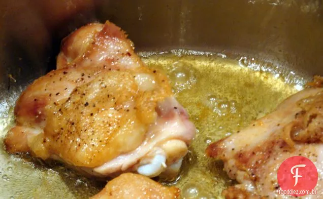 Sopa De Macarrão De Frango