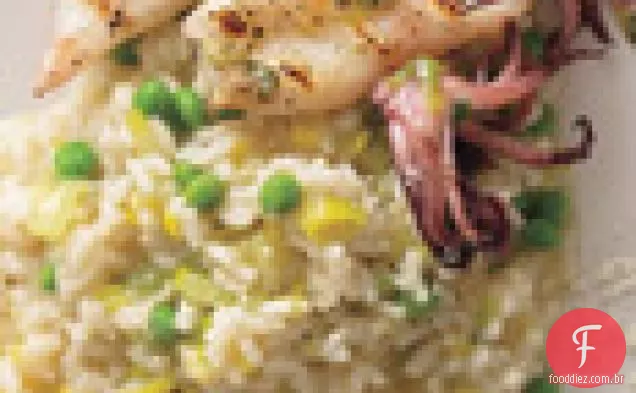 Risoto De Alho-Poró E Ervilha Com Lula Grelhada
