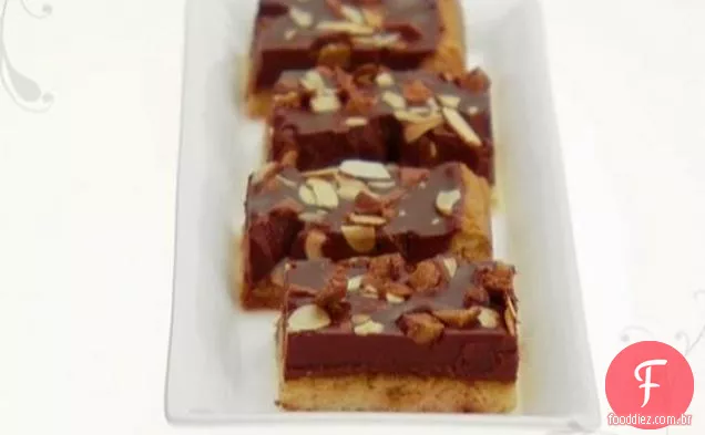 Barras de caramelo com chocolate mascarpone