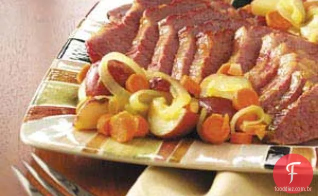 Jantar de Corned Beef Glaceado