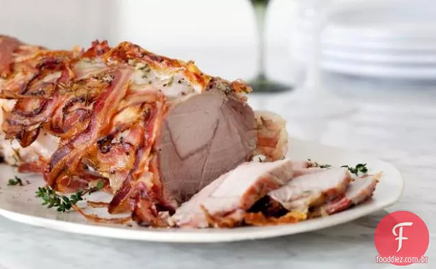 Porco Assado Embrulhado em Pancetta