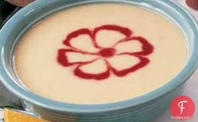 Linda sopa de pêssego