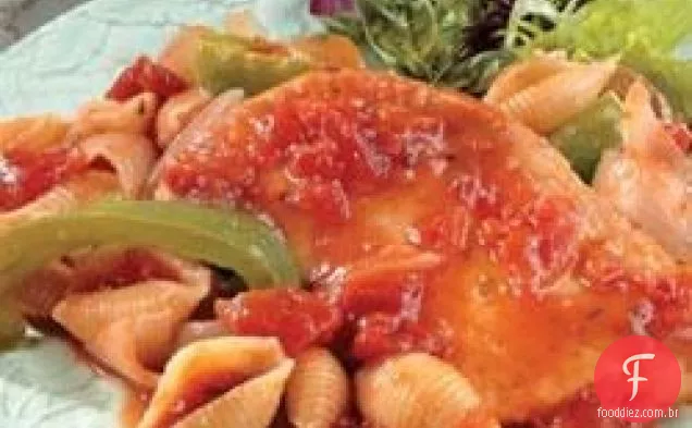 Frango Cacciatore e Macarrão