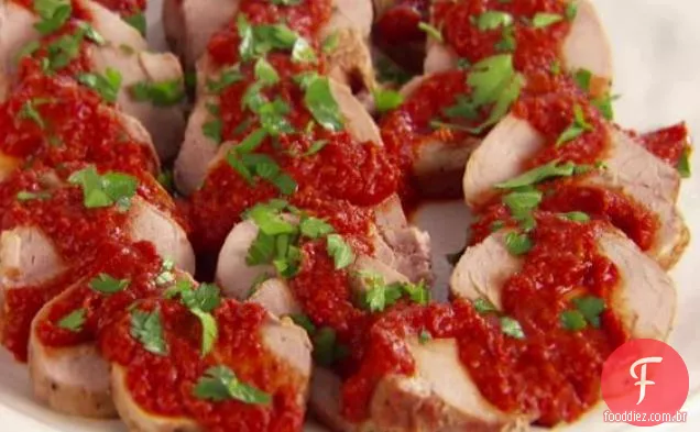 Carne De Porco Assada Com Molho De Pimenta Vermelha Defumada