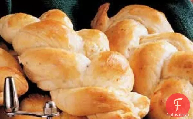 Rolinhos de queijo apimentado trançados