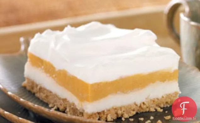 Sobremesa em camadas de caramelo Bliss