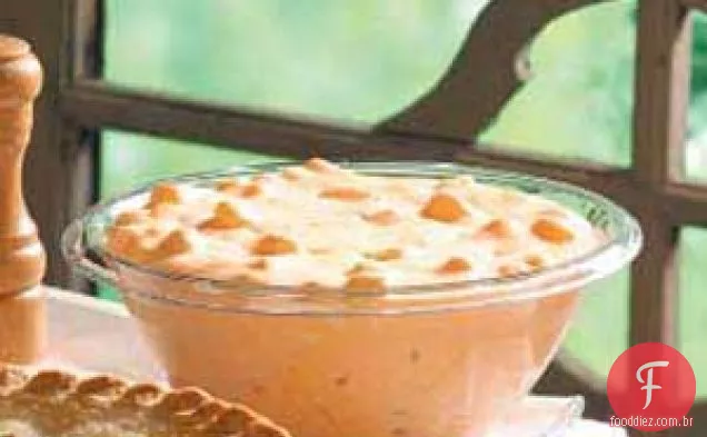 Salada de gelatina cremosa e frutada