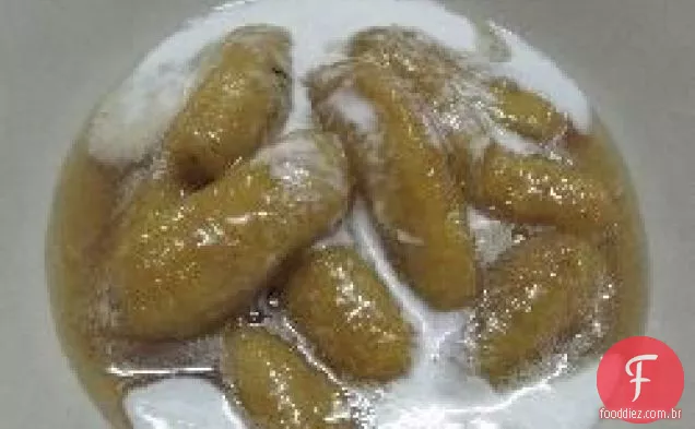 Bananas Kai Cristalizadas em Calda e Creme de Coco
