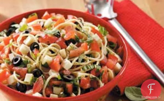 Espaguete com Tomate Fresco