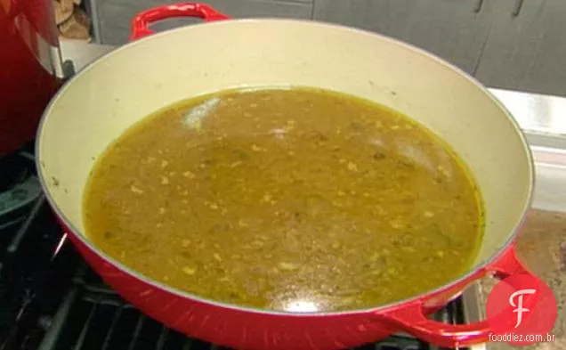 Rico caldo de frango
