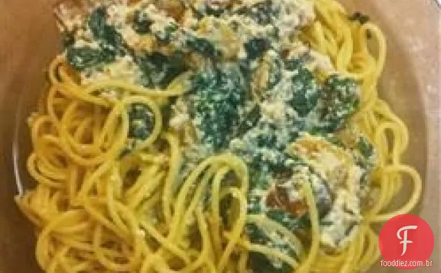Cogumelo Espinafre e Fettuccine de Ricota