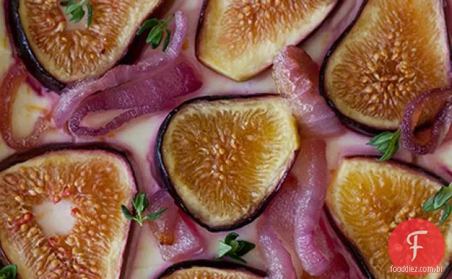 Torta De Figo Com Cebola Vermelha Caramelizada