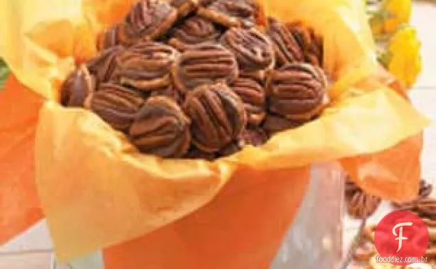 Doces de caramelo de noz-pecã