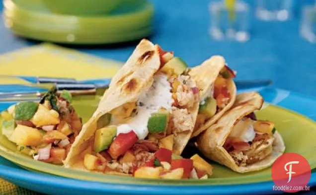 Cominho-Spiced Mahi Mahi Tacos com nectarina-abacate Salsa