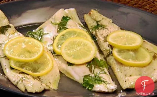 Papillote de Robalo com Ervas e Aioli Rápido