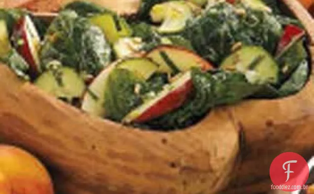 Salada de Espinafre com Maçã e Menta